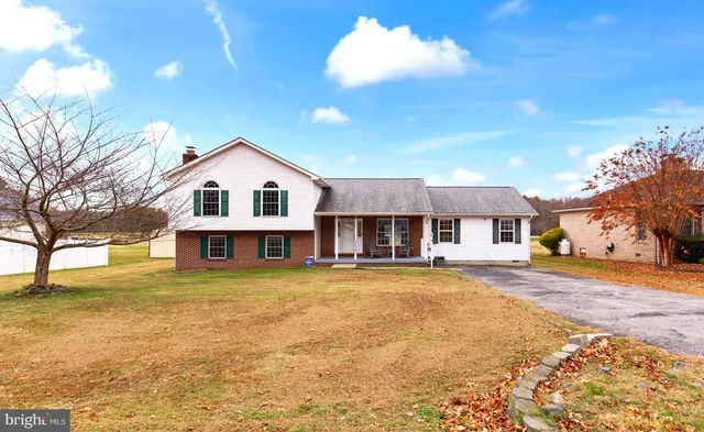 $445,000 | 35587 Golf Course Drive, Mechanicsville, MD 20659