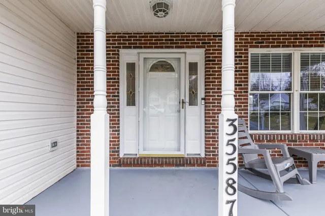 $445,000 | 35587 Golf Course Drive, Mechanicsville, MD 20659