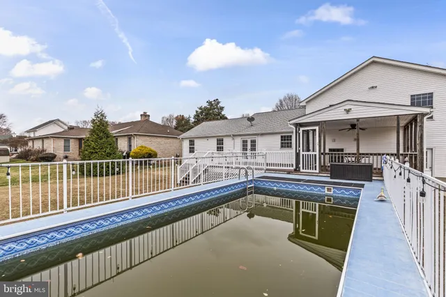 $445,000 | 35587 Golf Course Drive, Mechanicsville, MD 20659