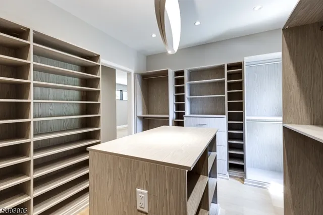 $2,580,000 | 1 Juniper Pointe Trail, Dunellen, NJ 08812