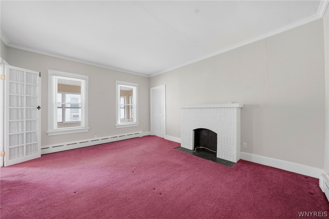 176 Adam Street Tonawanda, NY 14150 - Photo 19 of 46 Living room