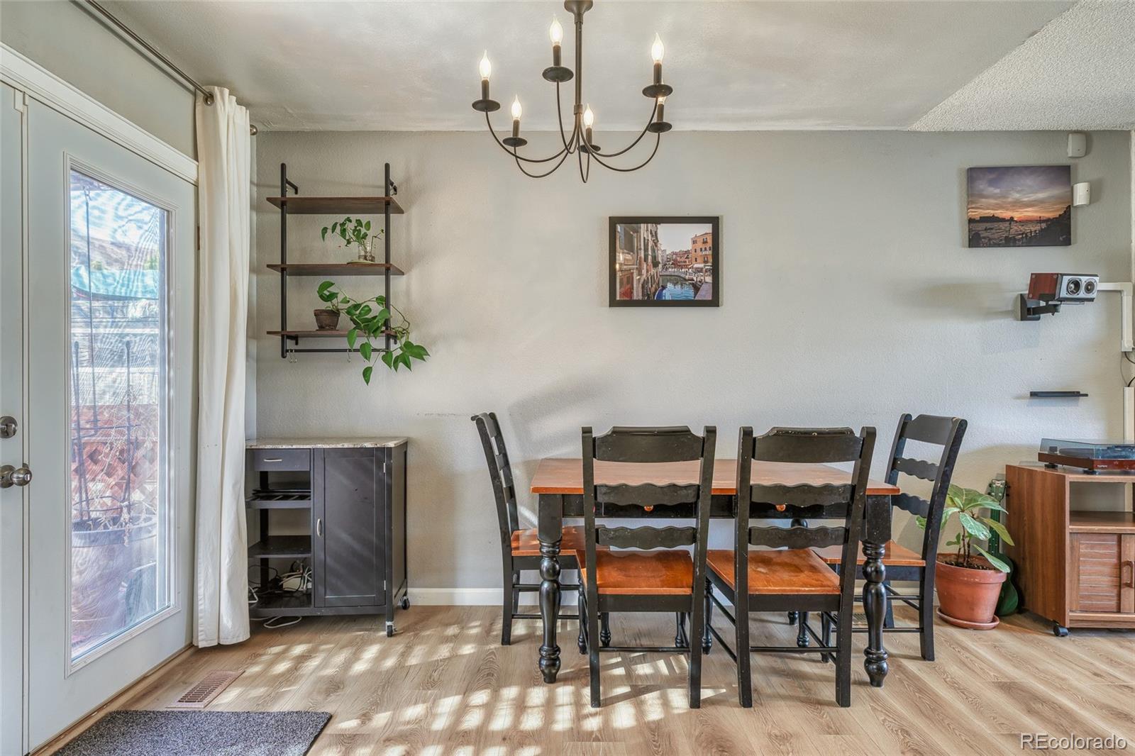 4106 South Laredo Way Aurora, CO 80013 - Photo 8 of 40