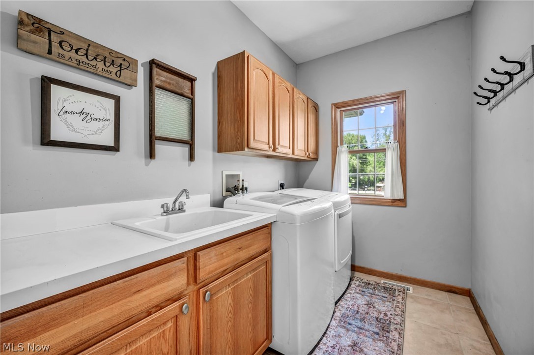 14353 Radcliffe Road Chardon, OH 44024 - Photo 16 of 50 First floor laundry