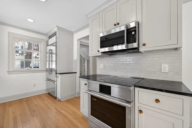 $1,300,000 | 1226 Sweetbriar Road, Madison, WI 53705