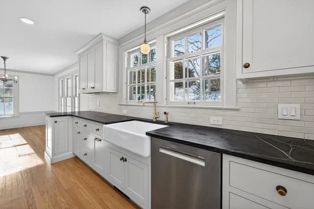 $1,300,000 | 1226 Sweetbriar Road, Madison, WI 53705