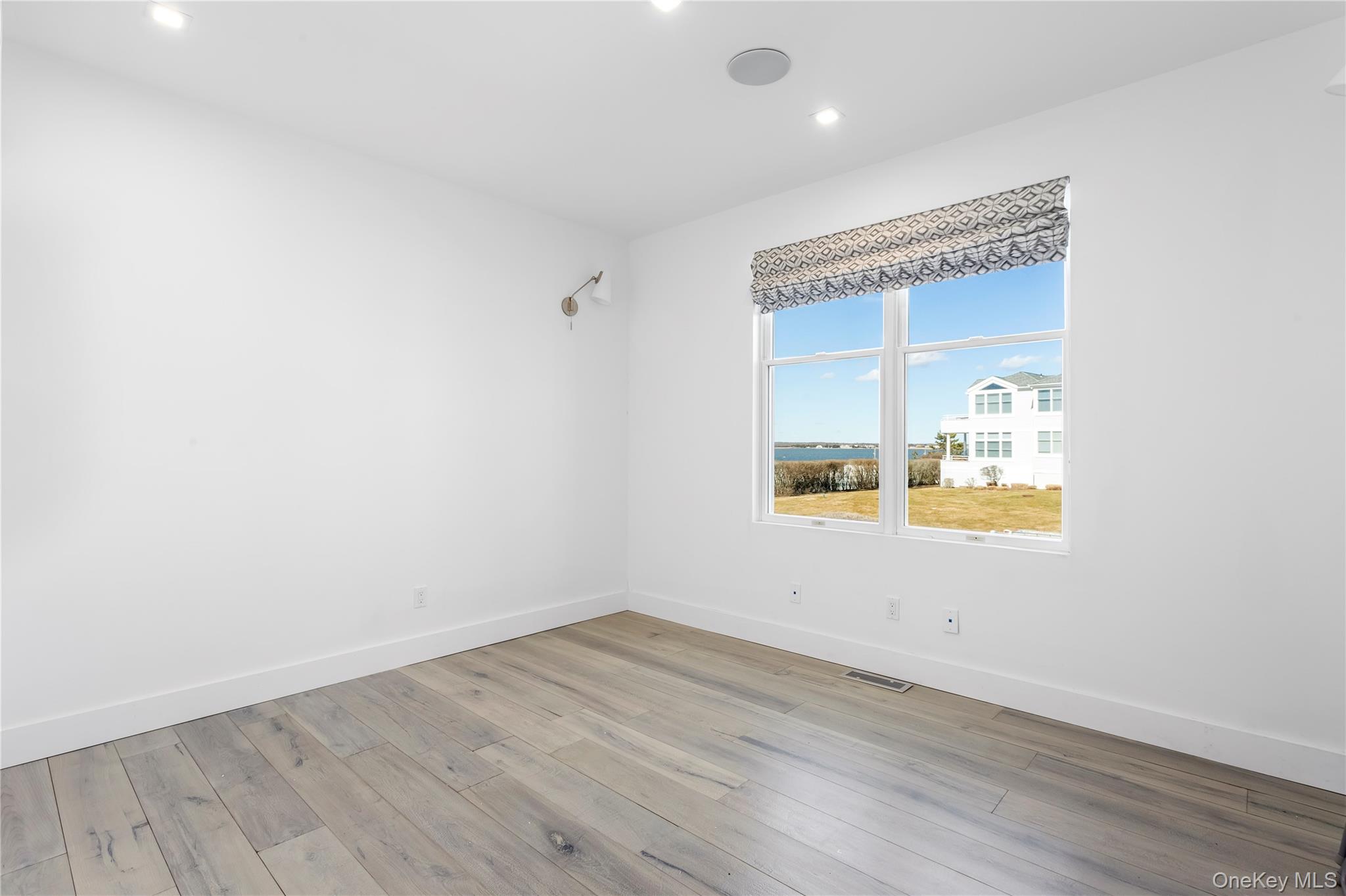 580 Dune Road, Unit 5 Westhampton, NY 11978 - Photo 16 of 22