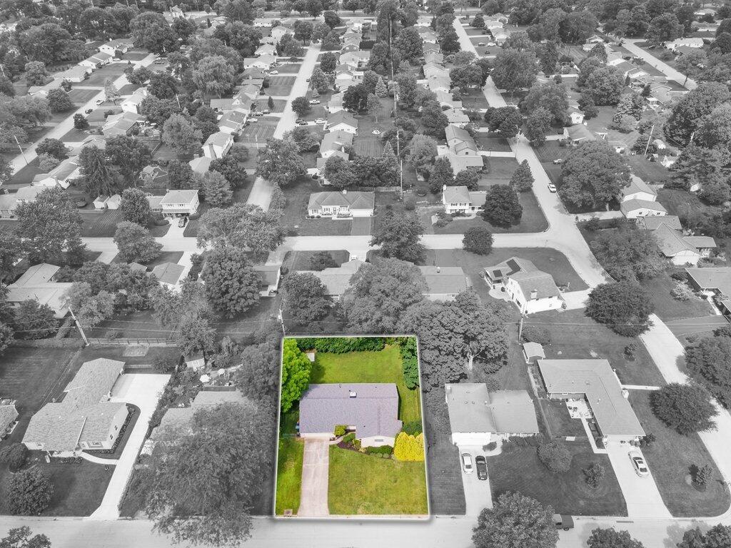 4145 Kendale Road Columbus, OH 43220 - Photo 4 of 46 4145 Kendale Road-2.jpg-SMALL