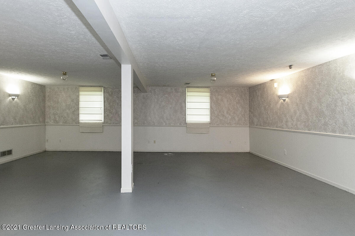 840 South Smith Road Eaton Rapids, MI 48827 - Photo 21 of 33 _DSC4621