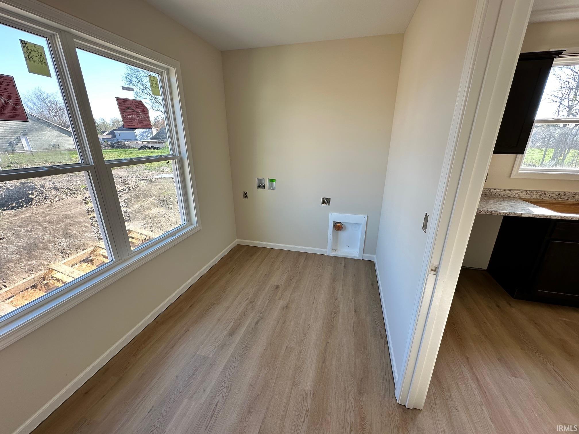 6302 Rockingham Drive Fort Wayne, IN 46835 - Photo 3 of 4