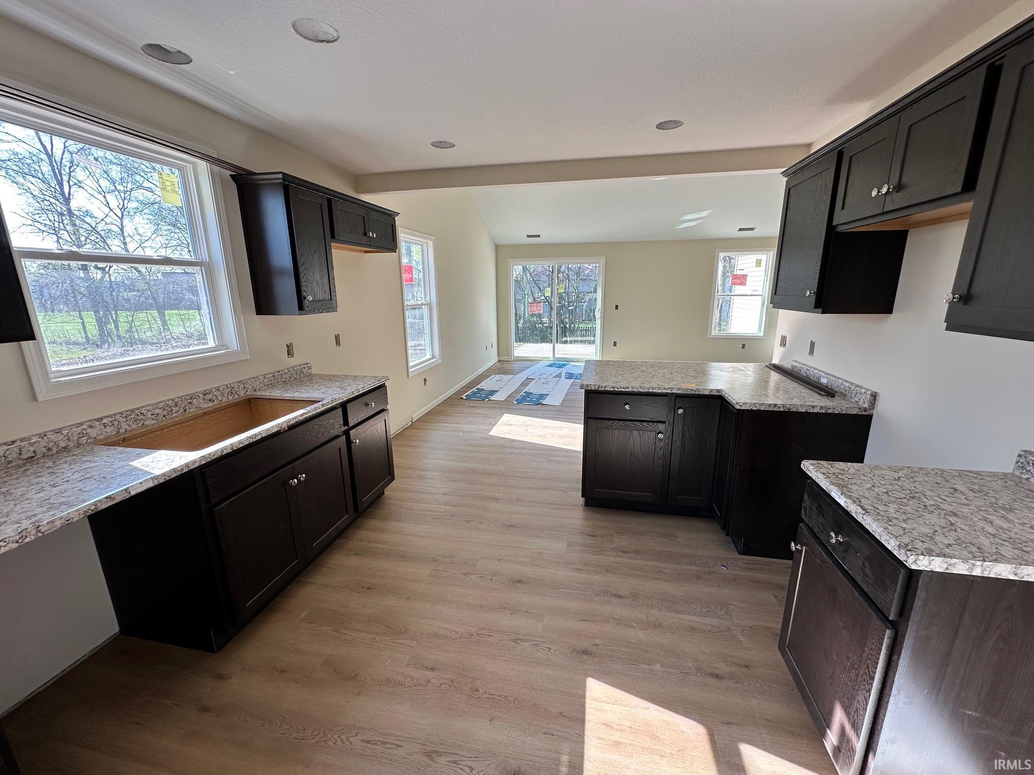 6302 Rockingham Drive Fort Wayne, IN 46835 - Photo 4 of 4