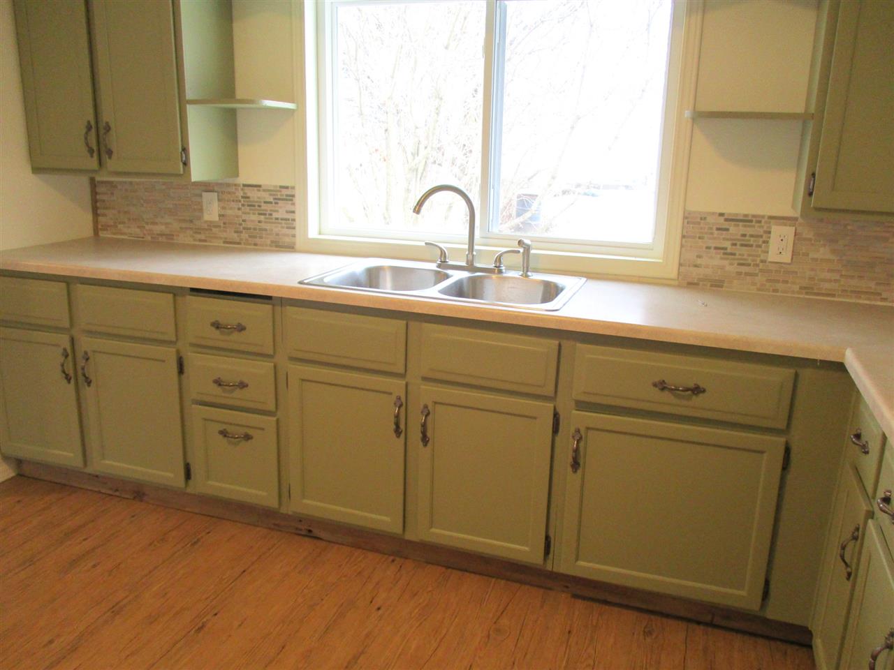 7544 South Durand Road Durand, MI 48429 - Photo 4 of 29 31310805-3.JPG