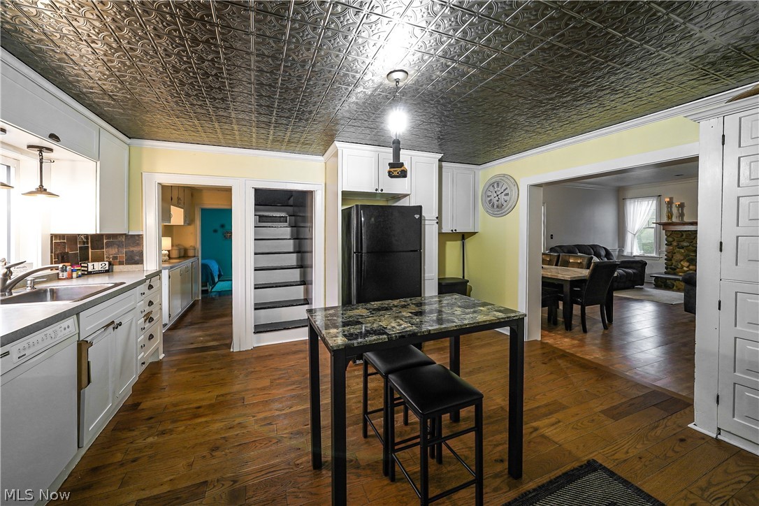 14869 Grove Road Garrettsville, OH 44231 - Photo 9 of 30 Gallery Image 9