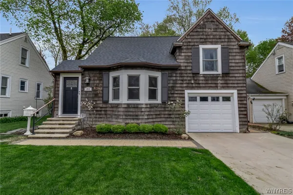 $479,900 | 162 Highland Drive, Amherst, NY 14221