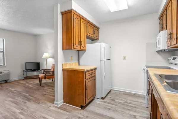 $670 | 100 Laurel Cove Drive, Unit 8, Hopkinsville, KY 42240