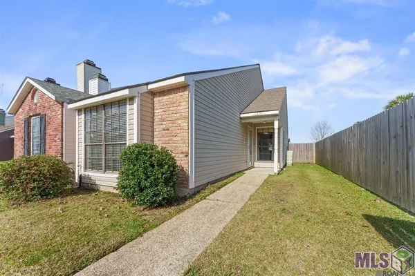 $1,375 | 15631 Shenandoah Square Avenue, Baton Rouge, LA 70817