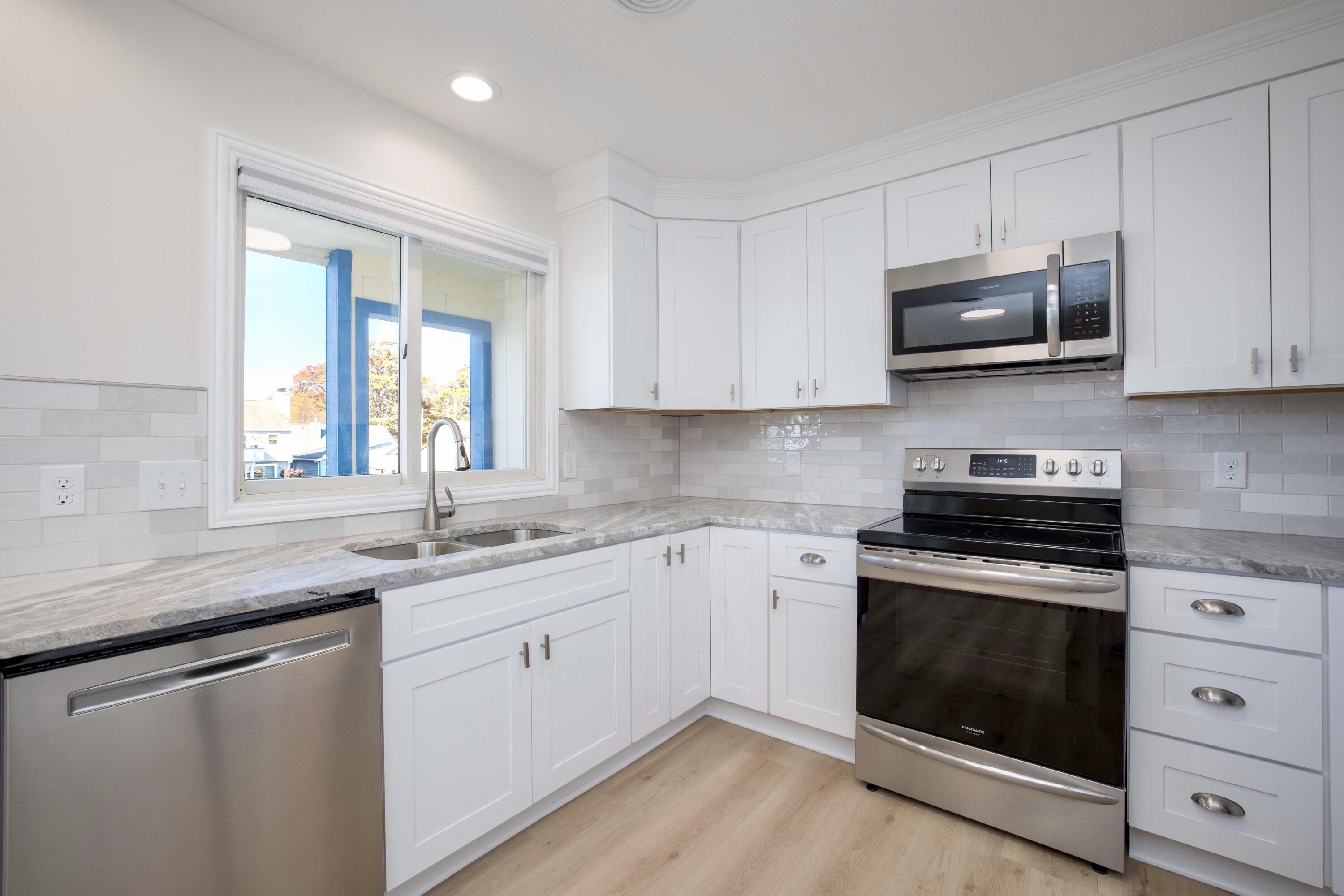 129 Chase Russells Point, Unit 52U Russells Point, OH 43348 - Photo 2 of 53
