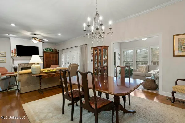 $379,000 | 4 Greenhead Lane, Raymond, MS 39154
