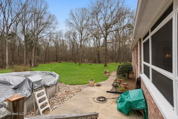 $379,000 | 4 Greenhead Lane, Raymond, MS 39154