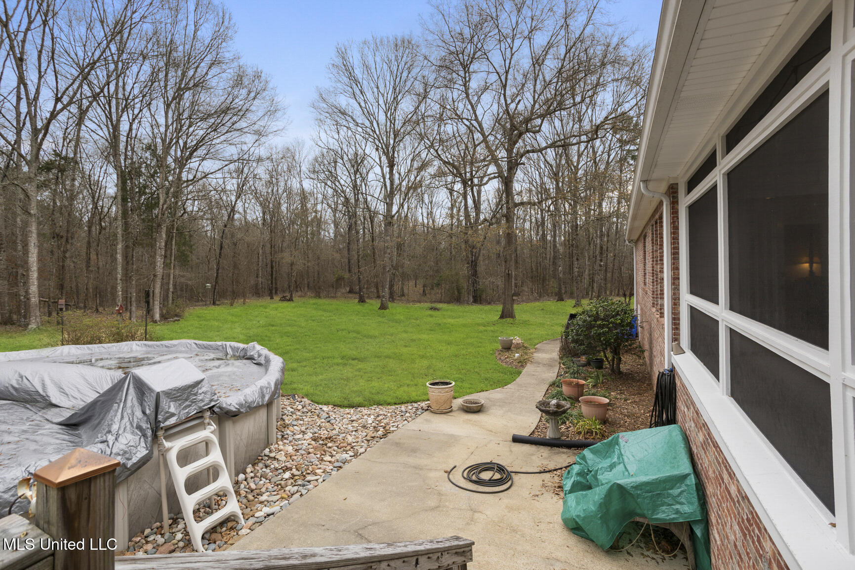 4 Greenhead Lane Raymond, MS 39154 - Photo 43 of 57 4 greenhead green grass-7