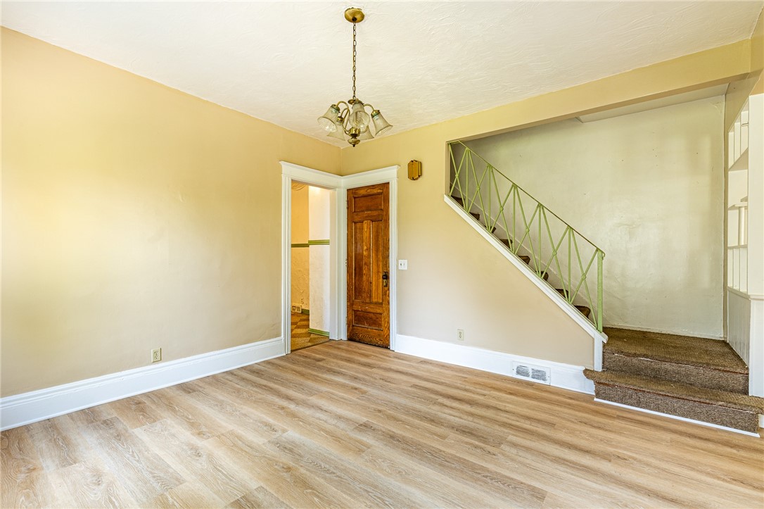 1375 North Clinton Avenue Rochester, NY 14621 - Photo 9 of 50