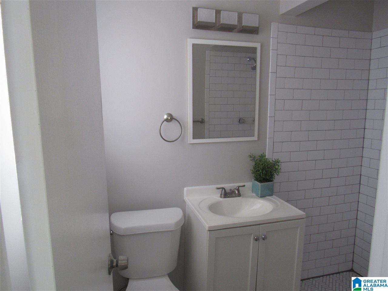 716 Roberson Road Fairfield, AL 35064 - Photo 14 of 16