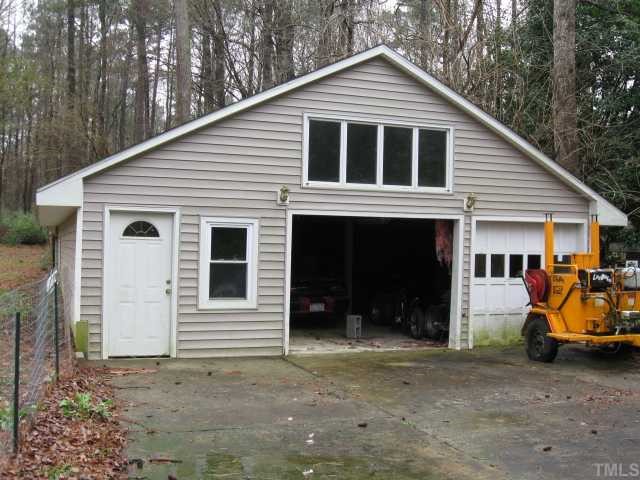705 Woodland Road Raleigh, NC 27603 - Photo 4 of 7