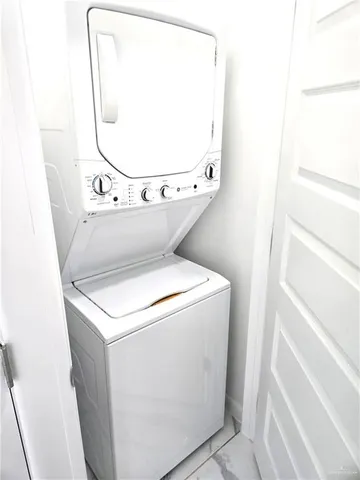 $1,100 | 3201 Magdalena Street, Unit 2, Mission, TX 78573