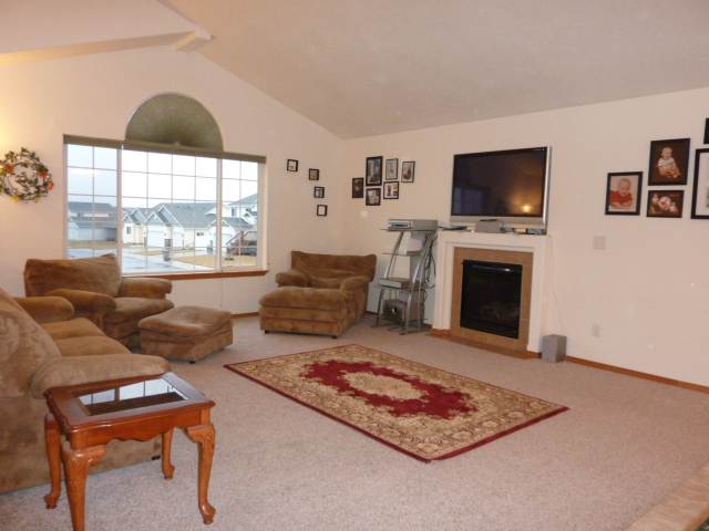 1006 North Fox Ridge Road Medical Lake, WA 99022 - Photo 3 of 9 Gallery Image 3