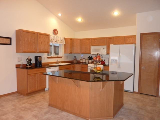 1006 North Fox Ridge Road Medical Lake, WA 99022 - Photo 5 of 9 Gallery Image 5
