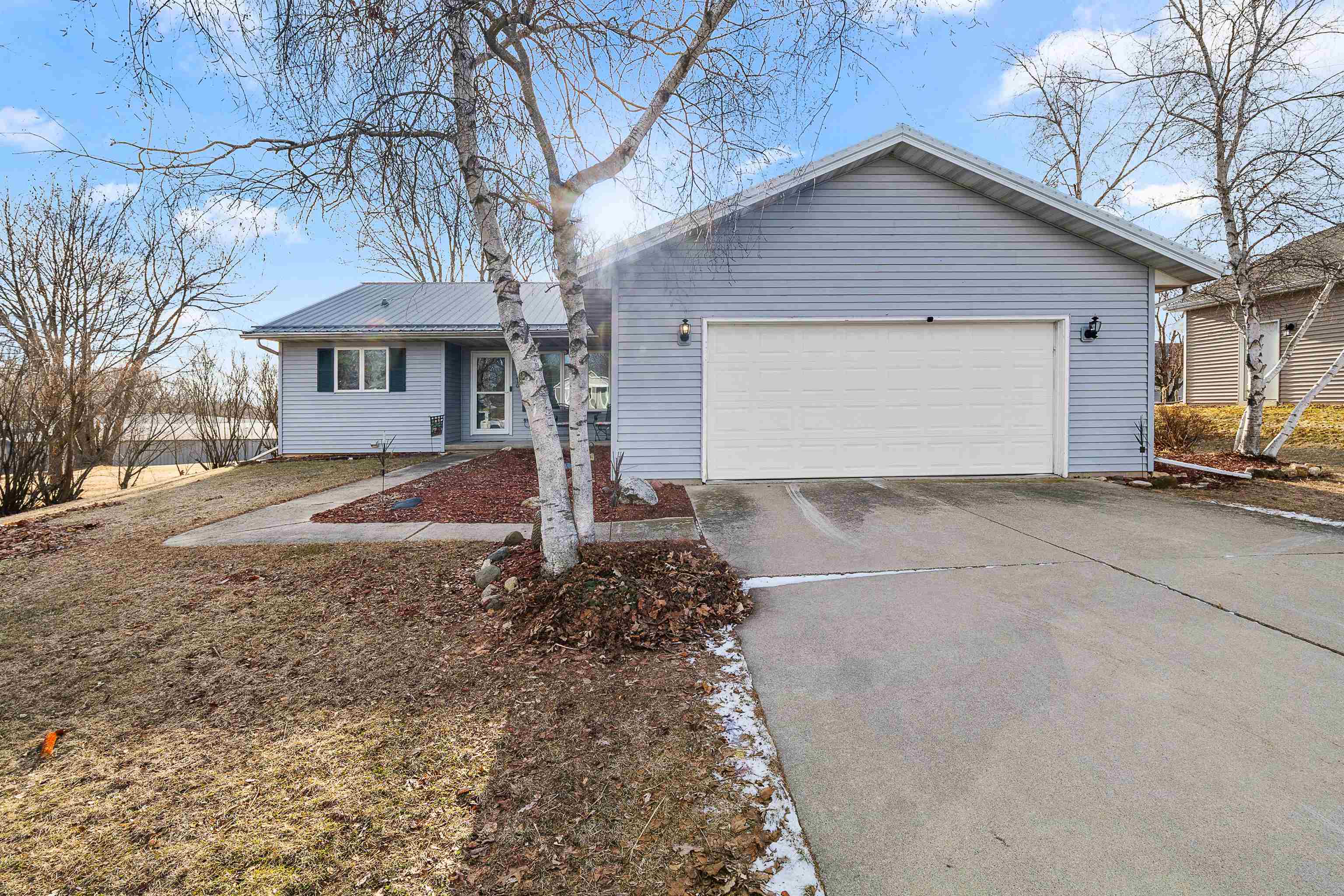 210 Forest Street Fox Lake, WI 53933 - Photo 23 of 32