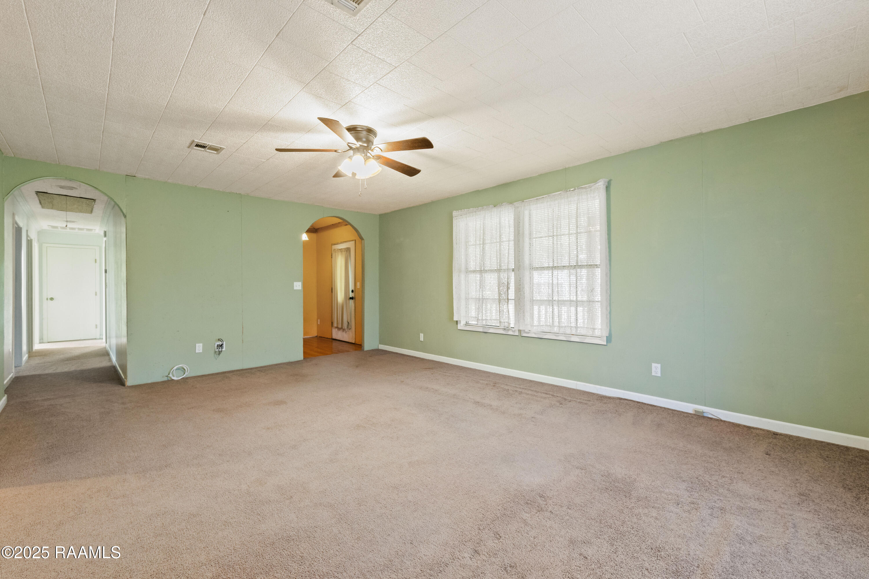 1144 Cormier Road Breaux Bridge, LA 70517 - Photo 8 of 20 1144CormierDr-48