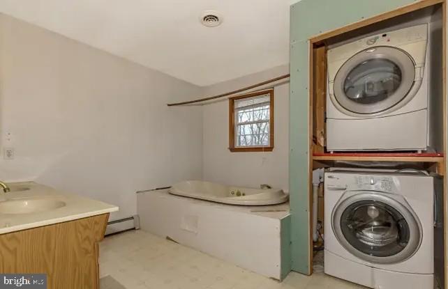 3931 Trego Mountain Road Keedysville, MD 21756 - Photo 19 of 26 a utility room with dryer and washer