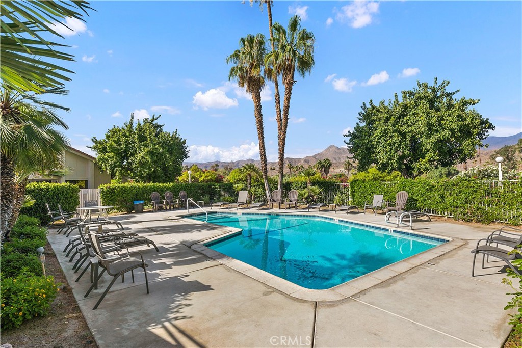 2010 Lawrence Crossley Road Palm Springs, CA 92264 - Photo 32 of 35