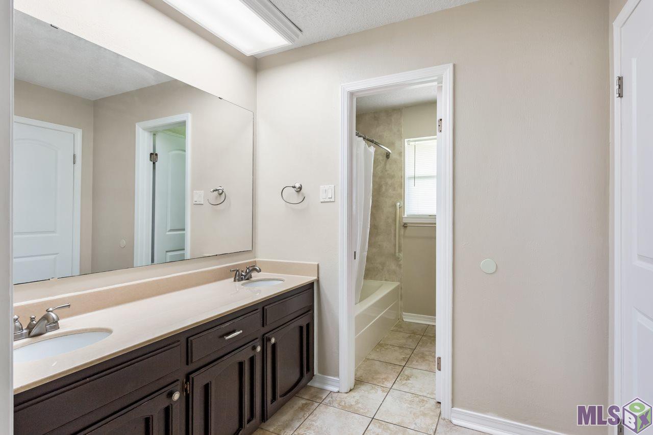 13632 Buckley Avenue Baton Rouge, LA 70816 - Photo 9 of 16 Gallery Image 9
