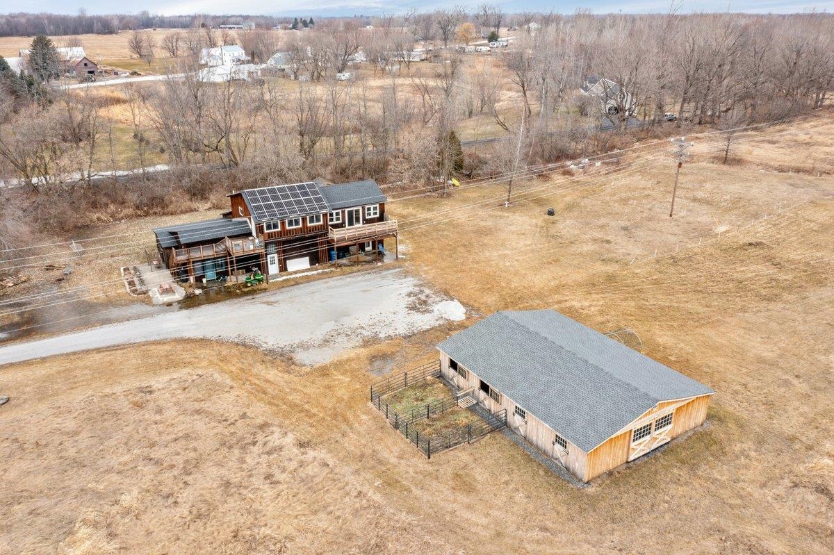 95 Center Bay Road Alburgh, VT 05440 - Photo 3 of 40