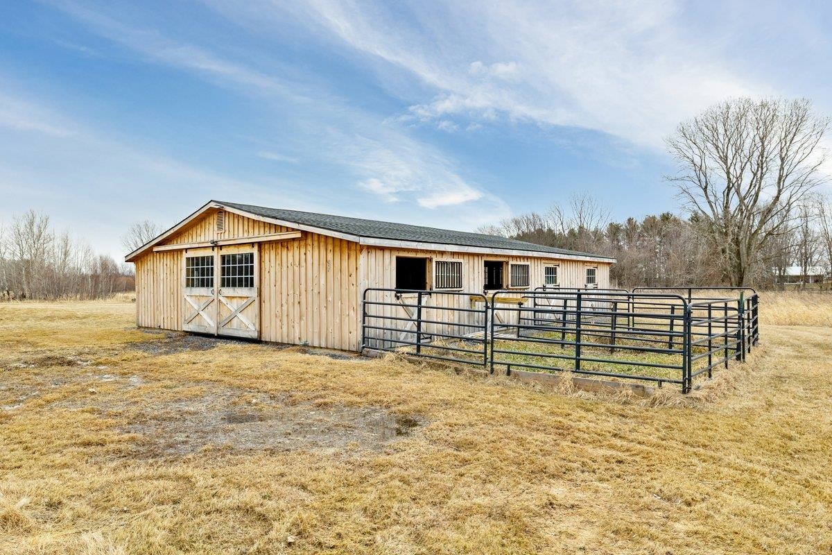 95 Center Bay Road Alburgh, VT 05440 - Photo 7 of 40