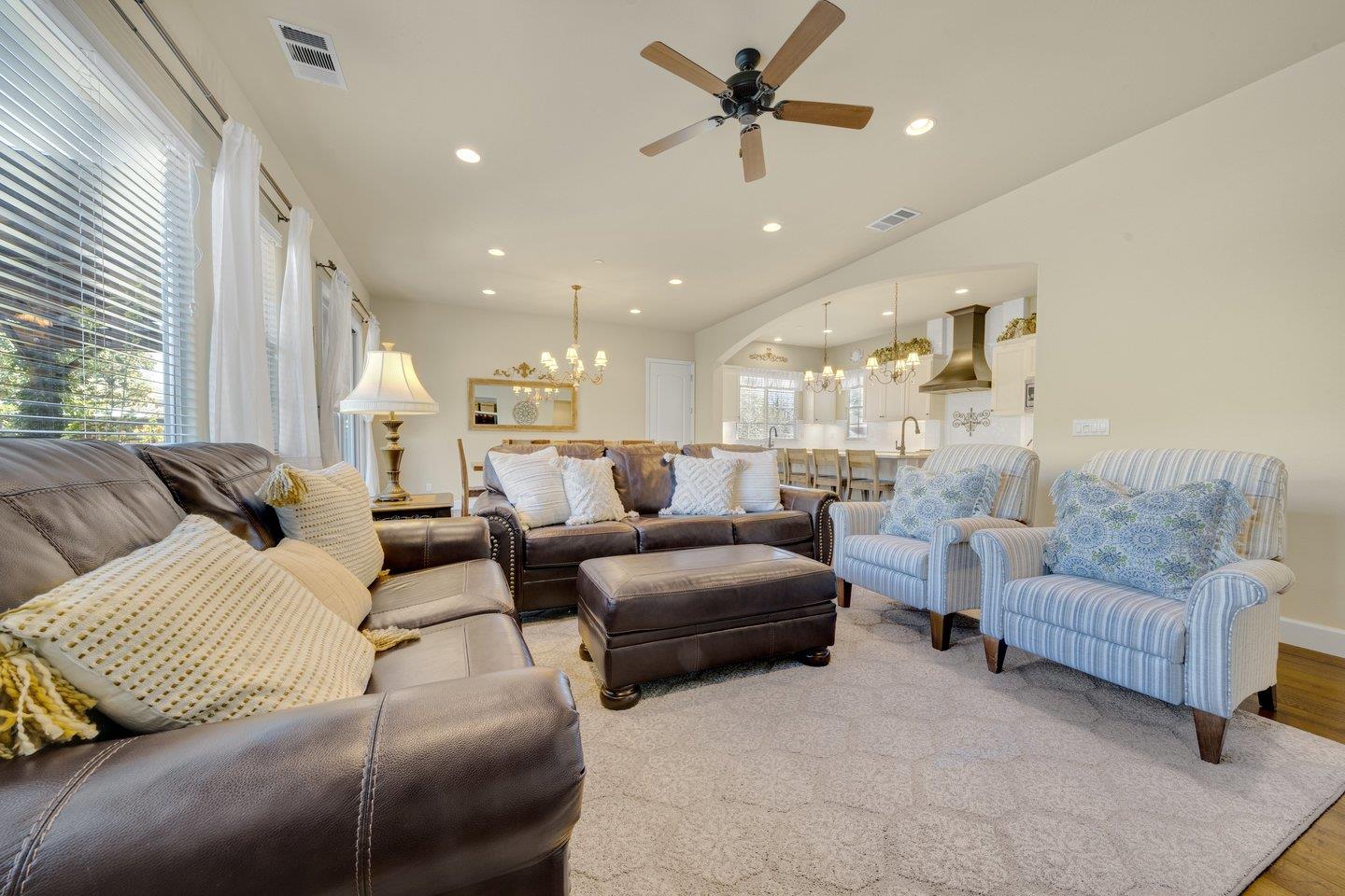 3943 Vía Cristobal Campbell, CA 95008 - Photo 23 of 59