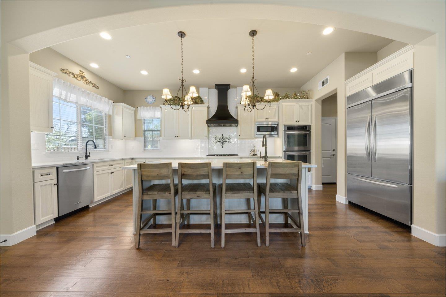 3943 Vía Cristobal Campbell, CA 95008 - Photo 10 of 59