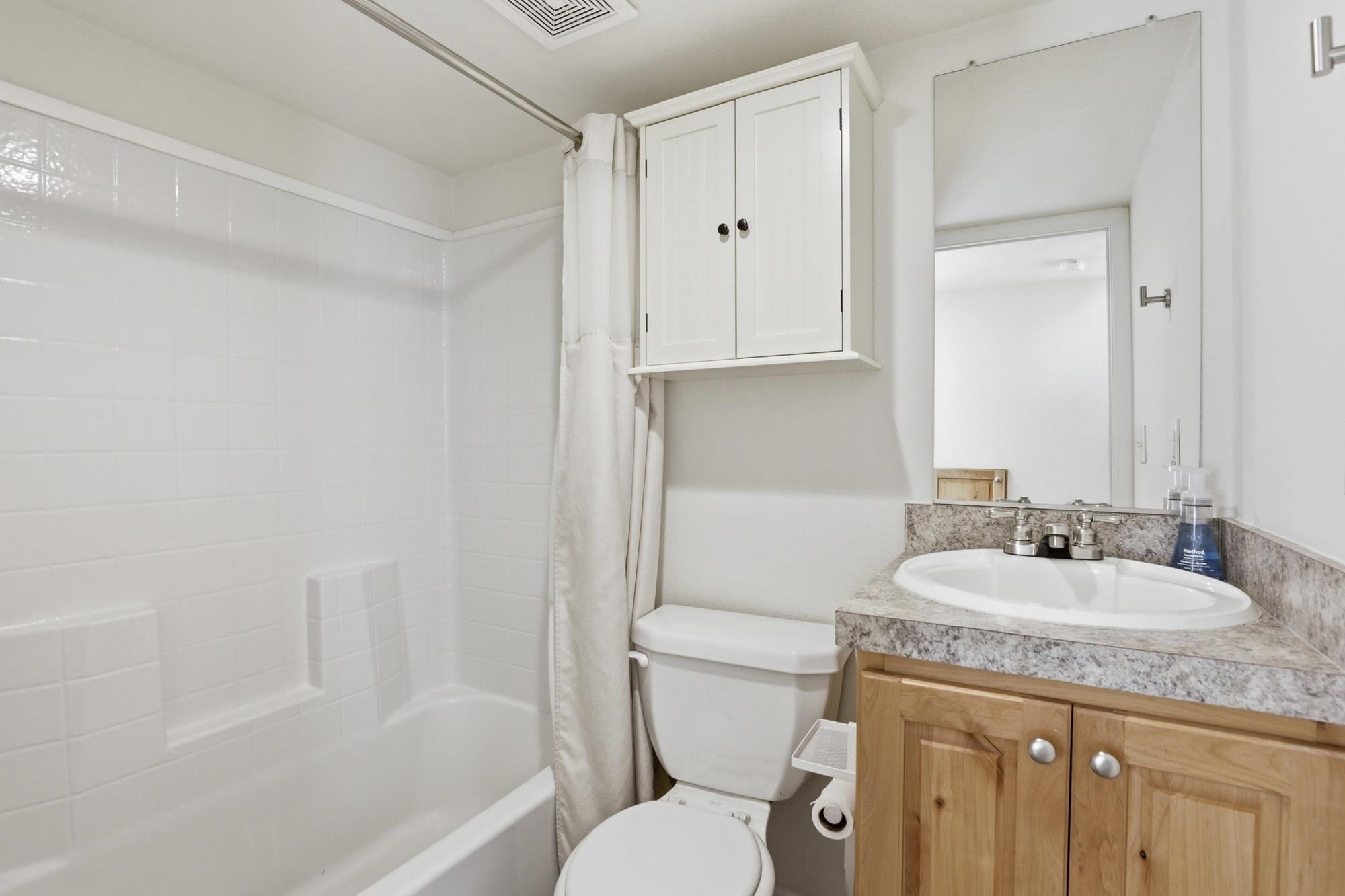 18617 West Williams Lake Road, Unit 52 Cheney, WA 99004 - Photo 13 of 24