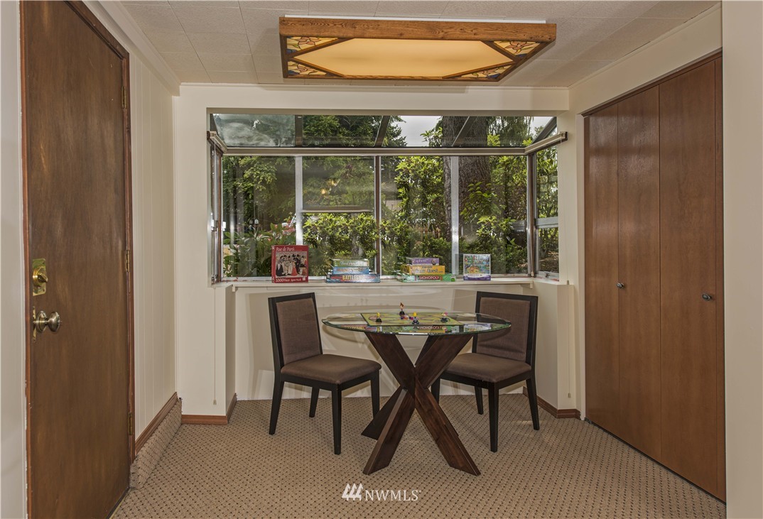 7705 195th Street Southwest Edmonds, WA 98026 - Photo 16 of 25 Gallery Image 16