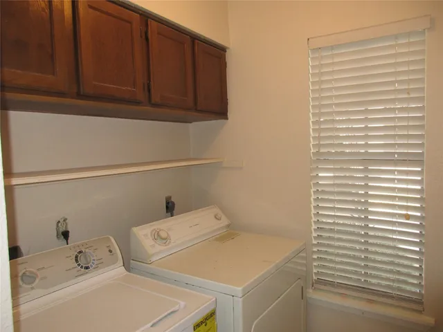 $895 | 17401 Red Oak Drive, Unit 97, Houston, TX 77090