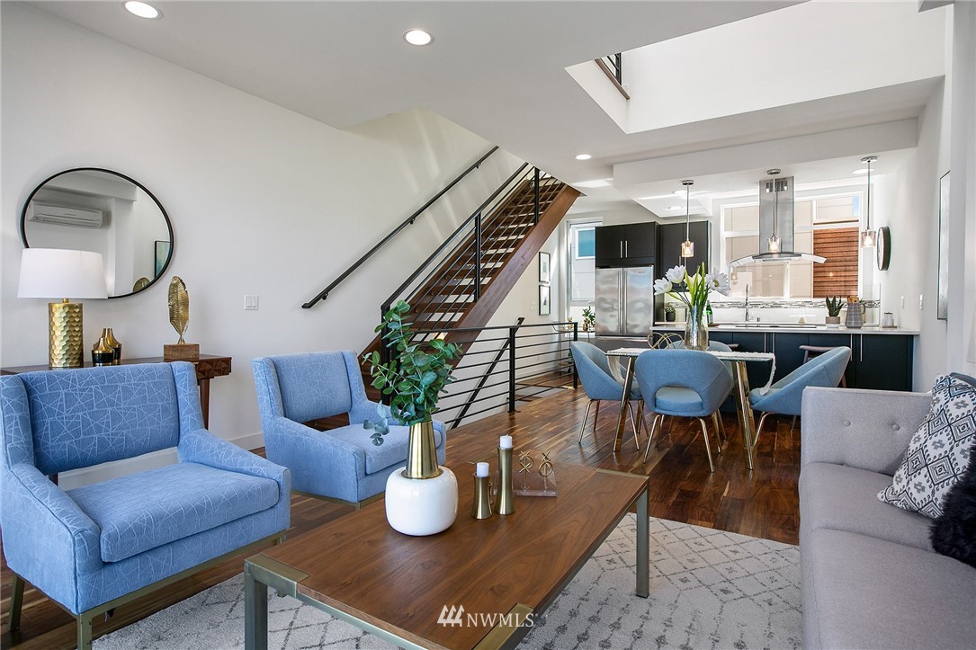 535 Howe Street Seattle, WA 98109 - Photo 12 of 32 Gallery Image 12