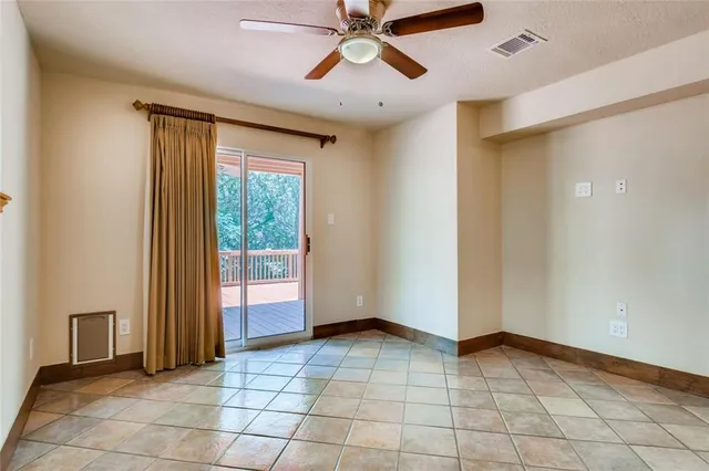 $2,250 | 1600 Whitney Way, Austin, TX 78741