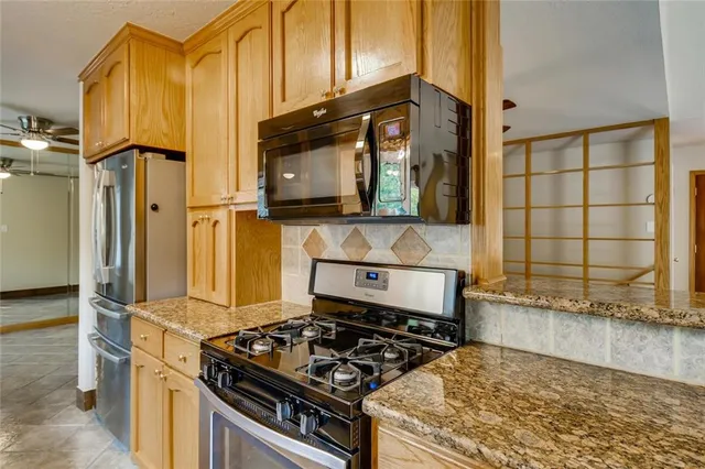 $2,250 | 1600 Whitney Way, Austin, TX 78741