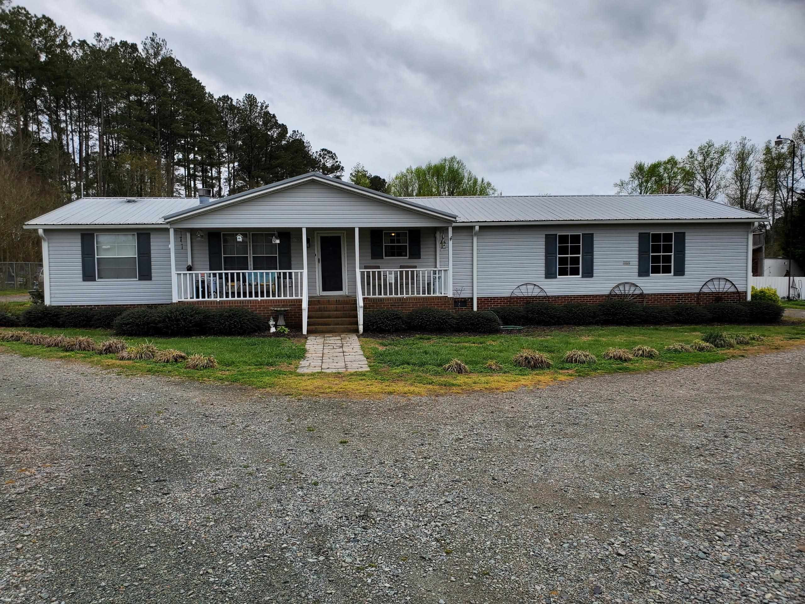 1780 Dixie Farm Road Sanford, NC 27332 - Photo 1 of 16 front exterior