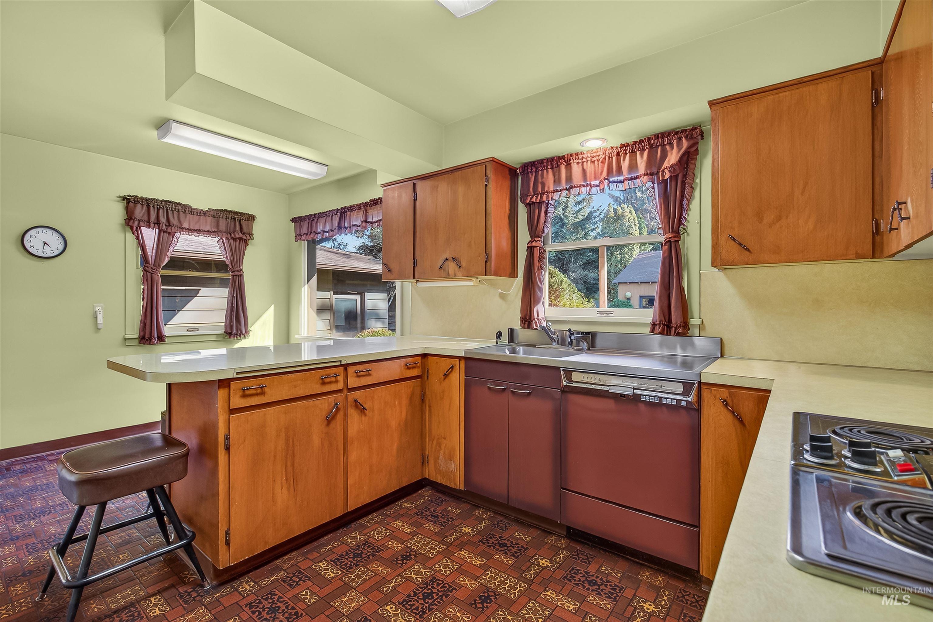 712 Bryden Avenue Lewiston, ID 83501 - Photo 14 of 38