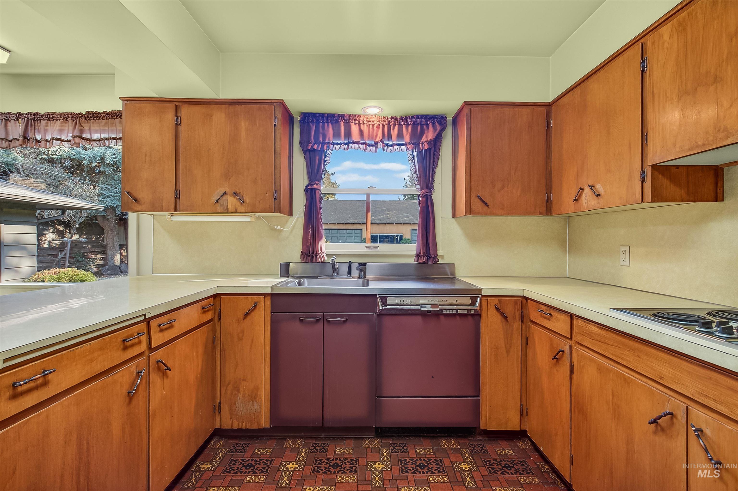 712 Bryden Avenue Lewiston, ID 83501 - Photo 15 of 38
