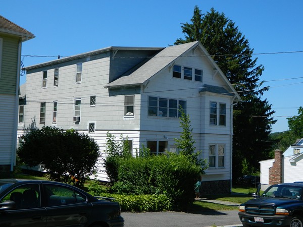 22 Marland Road Worcester, MA 01606 - Photo 1 of 14 Gallery Image 1