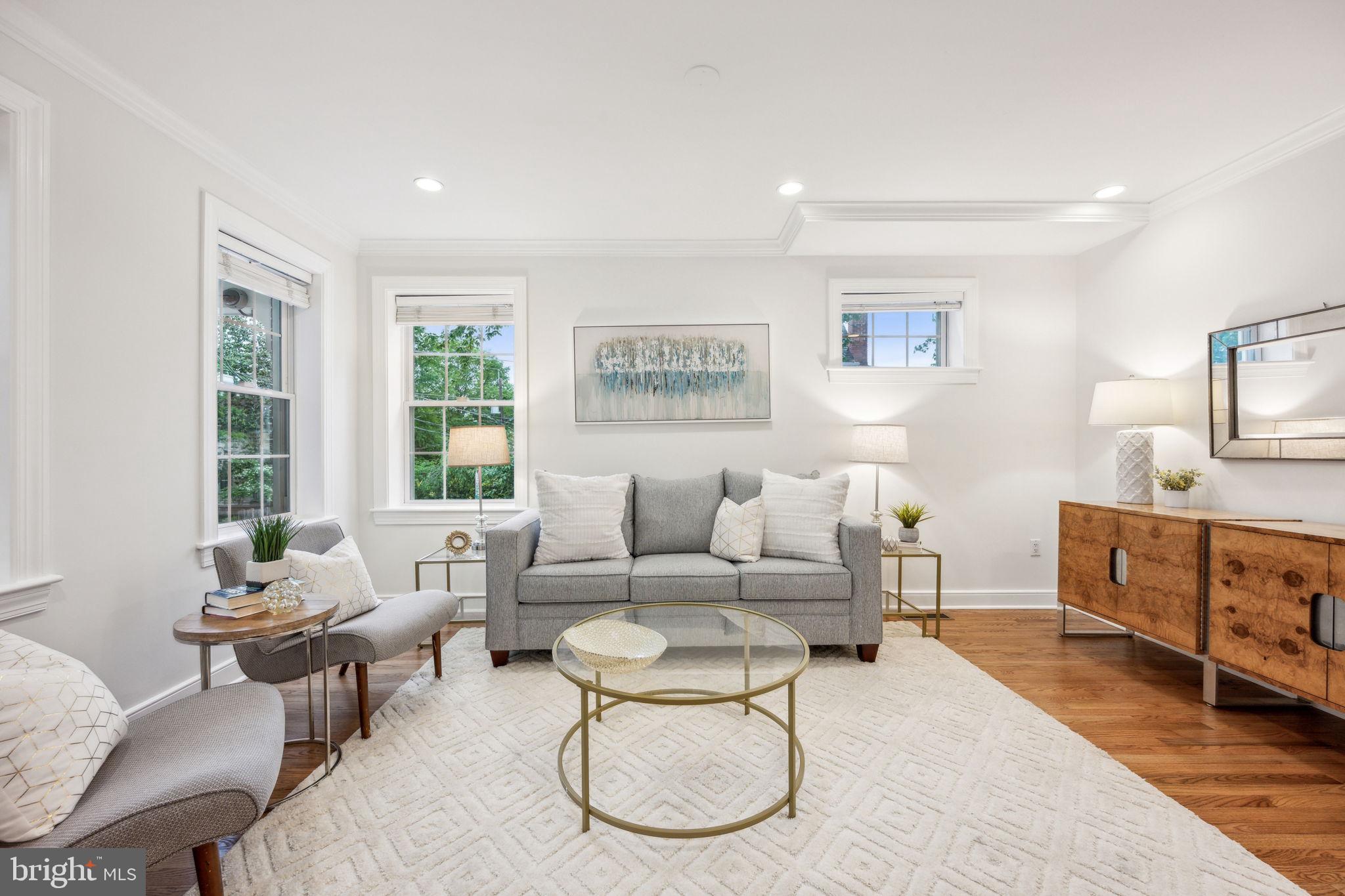2444 Tunlaw Road Northwest Washington, DC 20007 - Photo 4 of 38 a living room with furniture