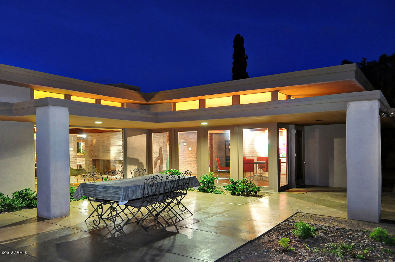 6217 East Redwing Road Paradise Valley, AZ 85253 - Photo 9 of 27 007_Dining Patio